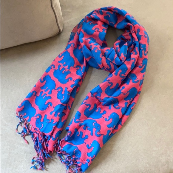 Lilly Pulitzer Cashmere/Silk Elephant Murfee Scarf - Picture 2 of 7